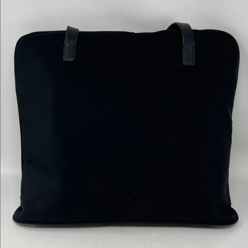 HOBO INTERNATIONAL LAPTOP BAG NYLON AND LEATHER ZIP AROUND PADDED 16x20